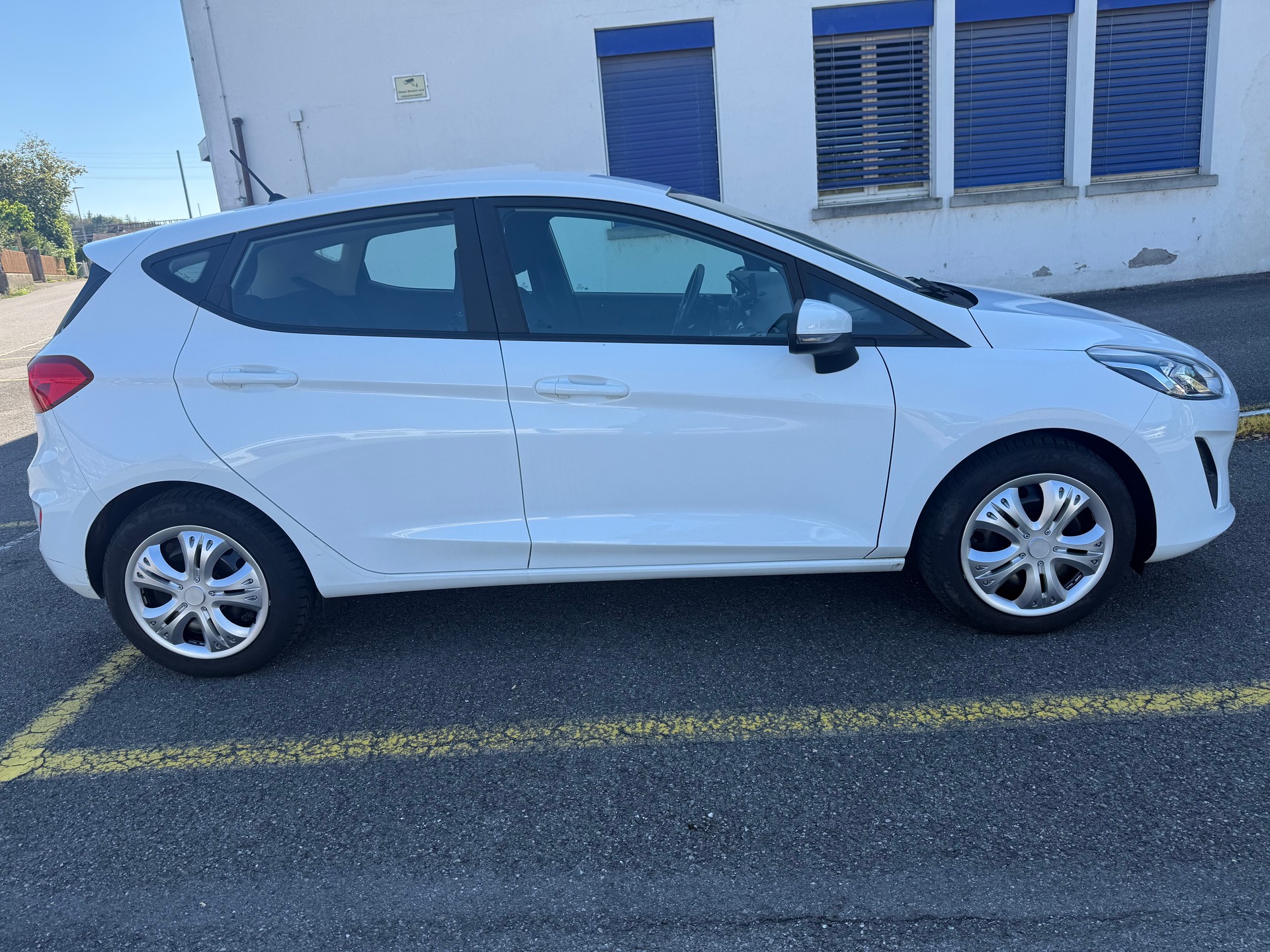 FORD Fiesta 1.0 SCTi Titanium Automat-image-4
