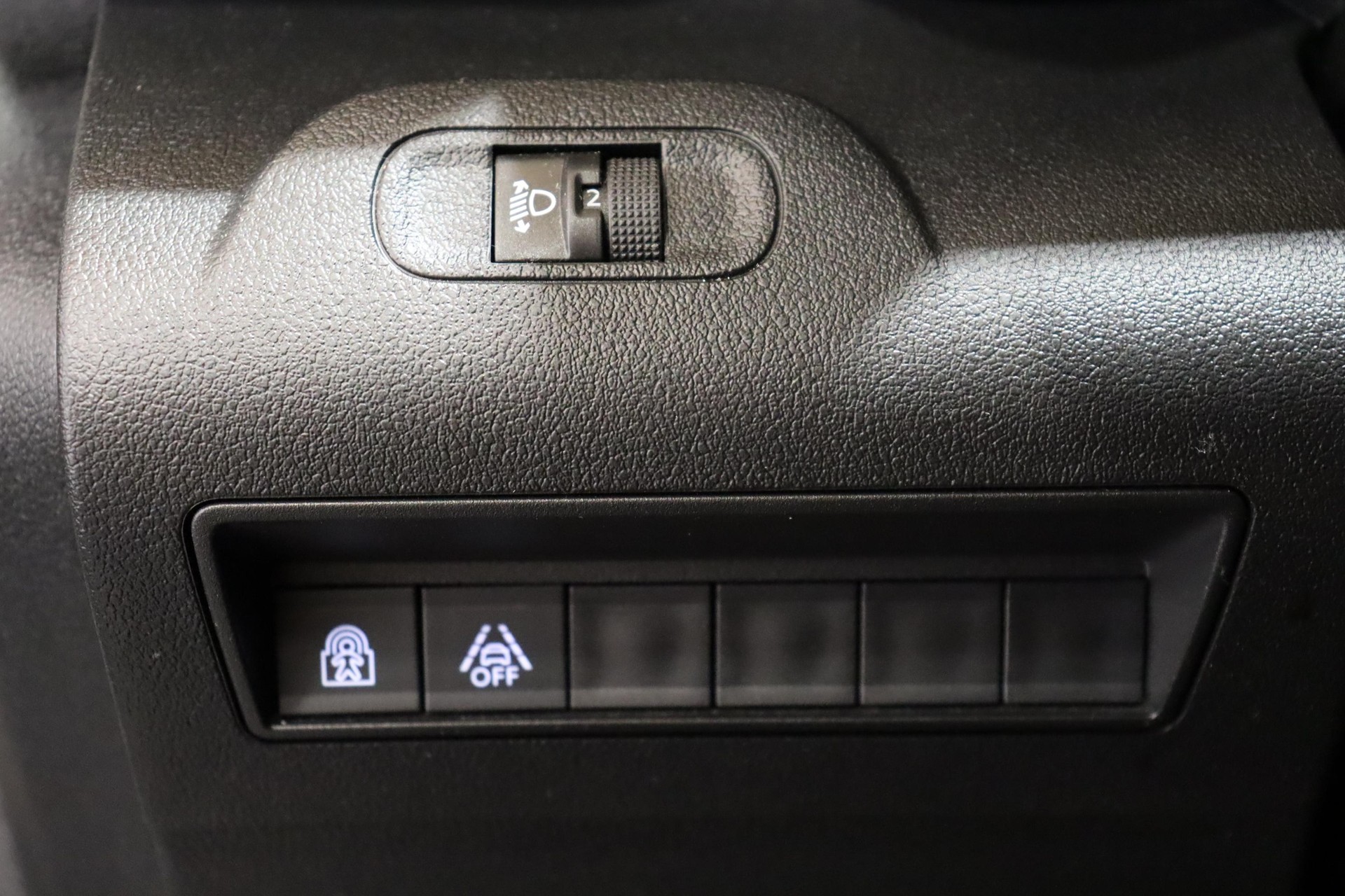 CITROEN Berlingo 1.2 PureTech 130 Feel Pack-image-14