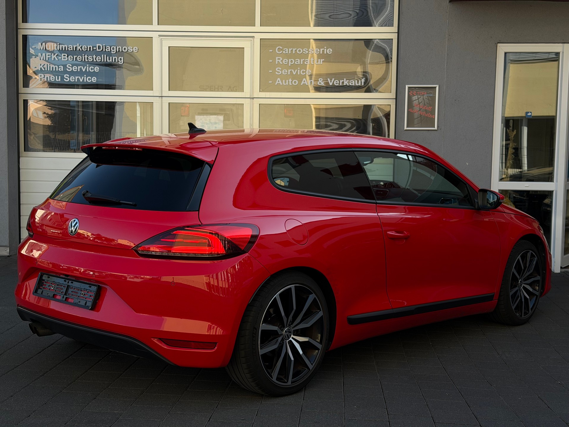 VW Scirocco 1.4 TSI BMT*Ab MFK&Service*8-Fach Aluräder*Rückfahrkamera*Sitzheizung*Garantie*-image-6