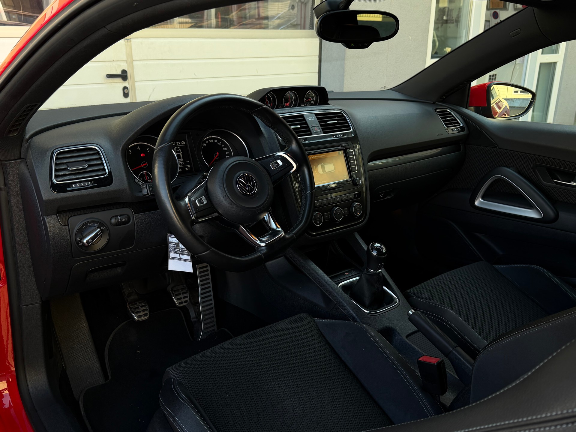 VW Scirocco 1.4 TSI BMT*Ab MFK&Service*8-Fach Aluräder*Rückfahrkamera*Sitzheizung*Garantie*-image-9