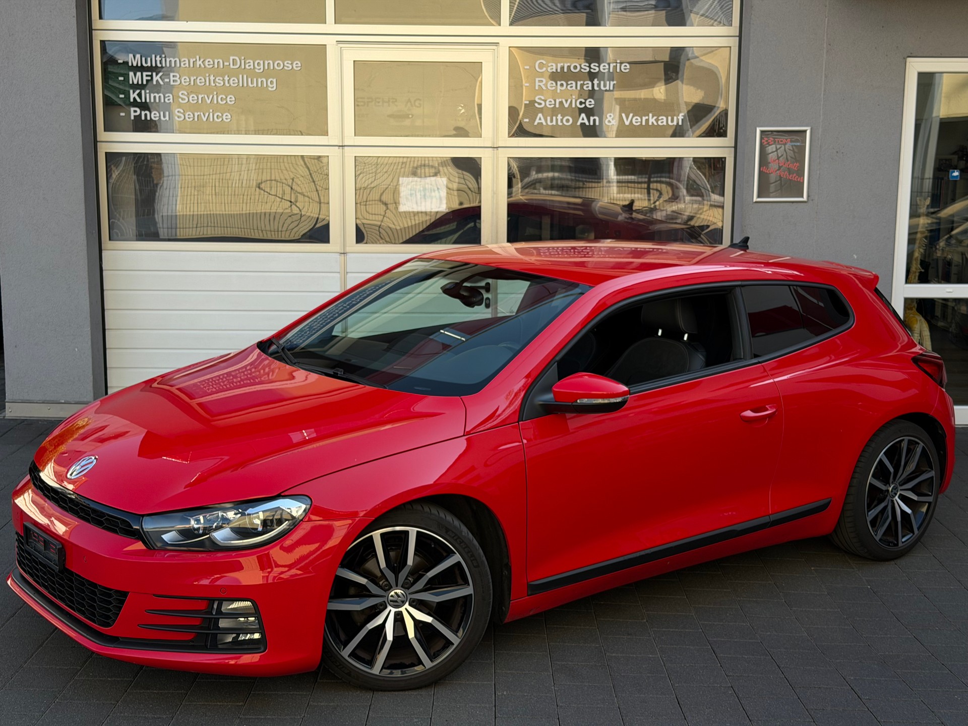 VW Scirocco 1.4 TSI BMT*Ab MFK&Service*8-Fach Aluräder*Rückfahrkamera*Sitzheizung*Garantie*-image-0