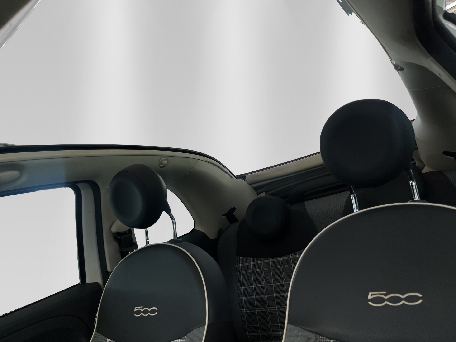 FIAT 500 1.2 Lounge-image-8