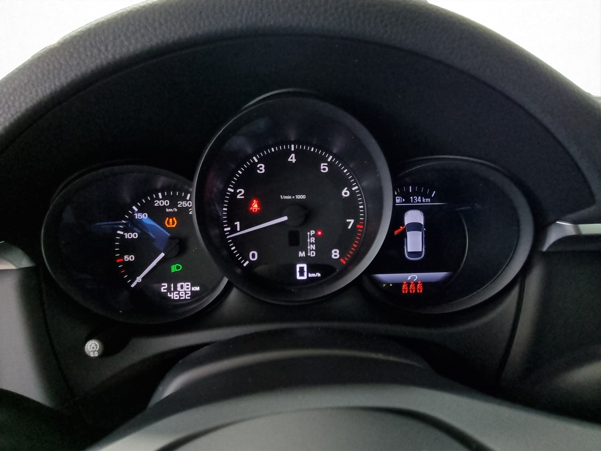 PORSCHE Macan 2.0 T-image-10