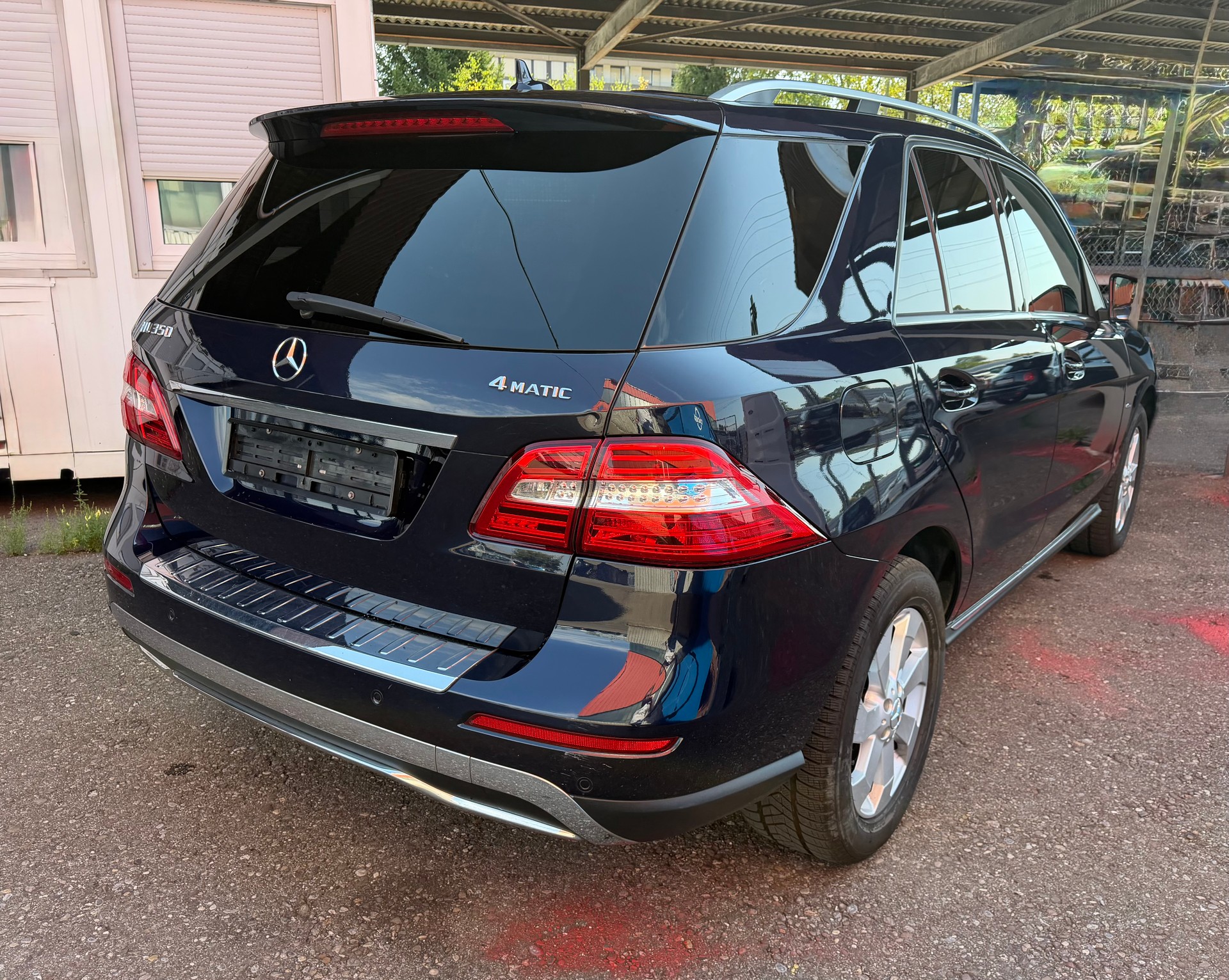 MERCEDES-BENZ ML 350 BlueEfficiency Edition 4Matic 7G-Tronic-image-5