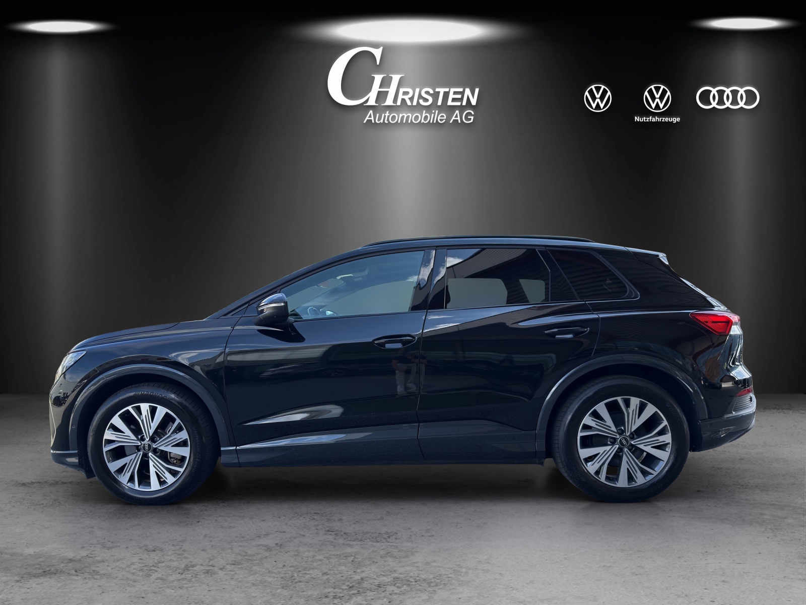 AUDI Q4 e-tron 40-image-1
