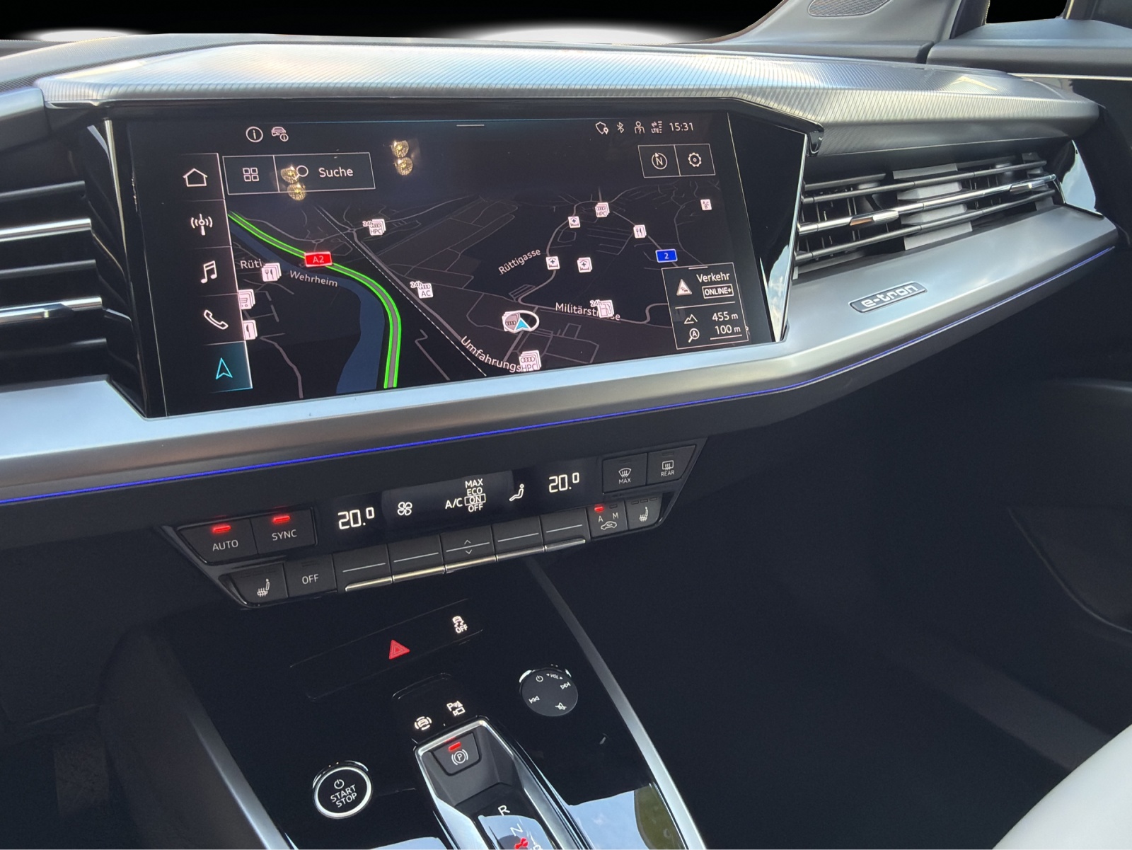 AUDI Q4 e-tron 40-image-11