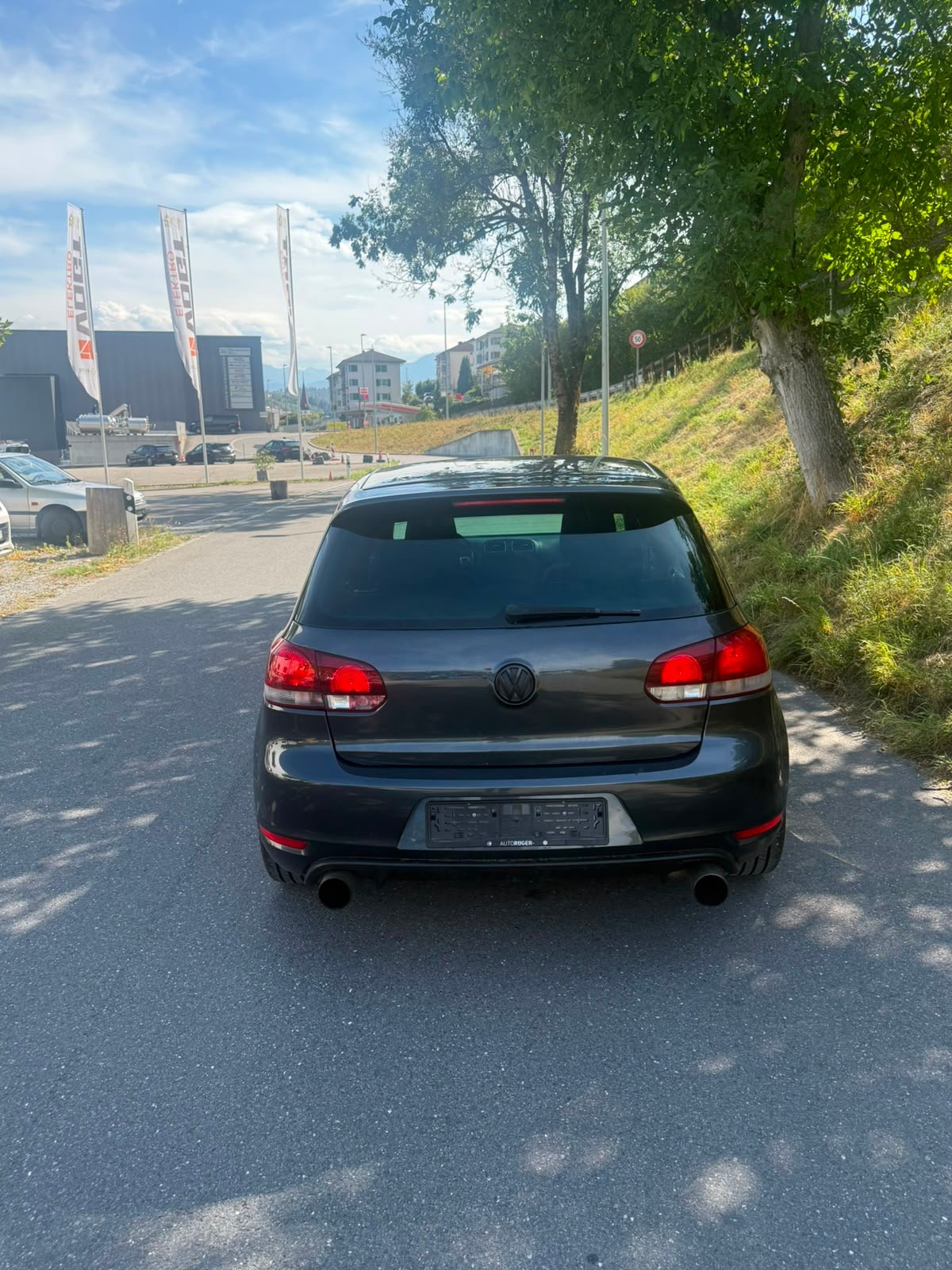 VW 2.0 TSI GTI-image-4