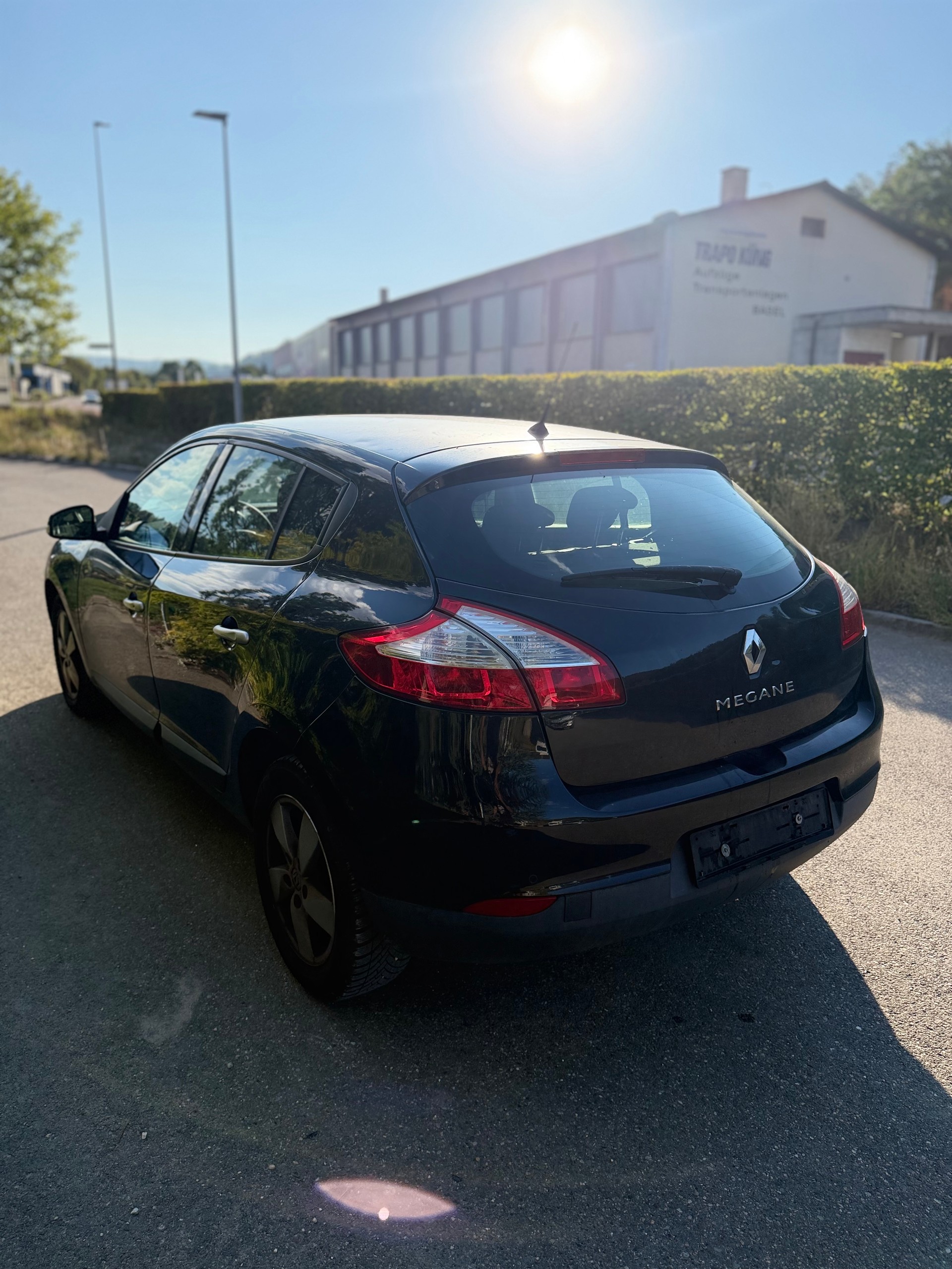 RENAULT Mégane 2.0 16V Expression CVT-image-5