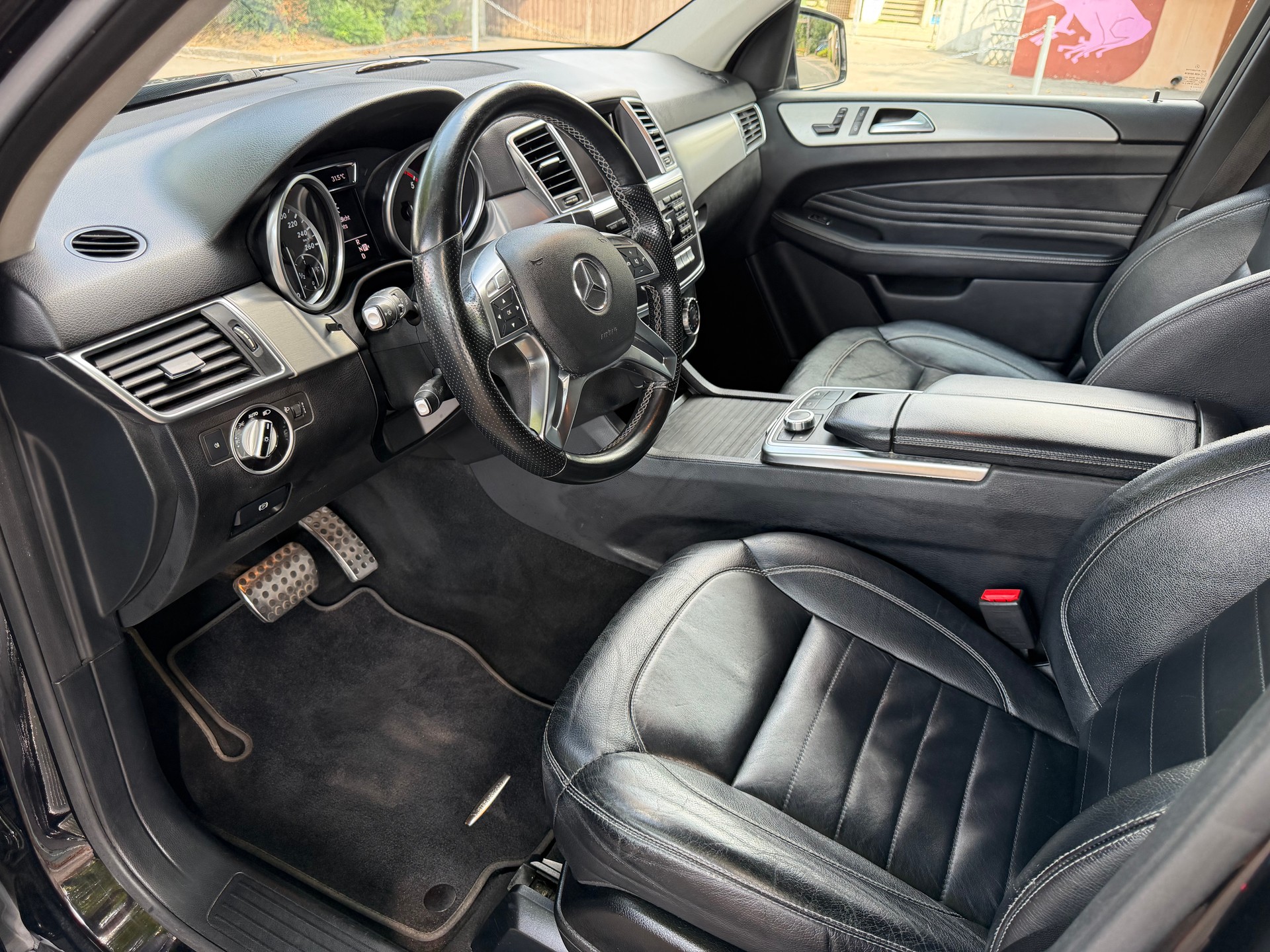 MERCEDES-BENZ ML 350 BlueTEC 4Matic 7G-Tronic-image-10