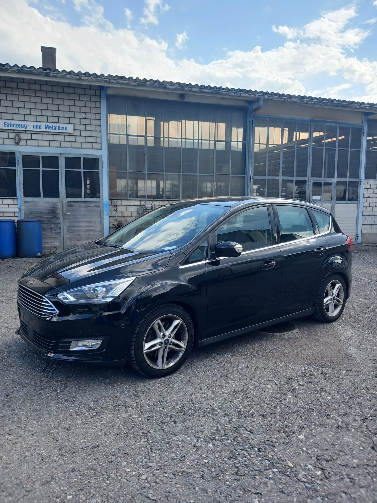 FORD C-Max 1.5 SCTi Titanium Automat-image-1
