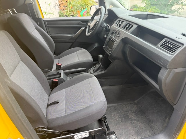 VW Caddy 1.0 TSI Entry BlueMotion Technology-image-5