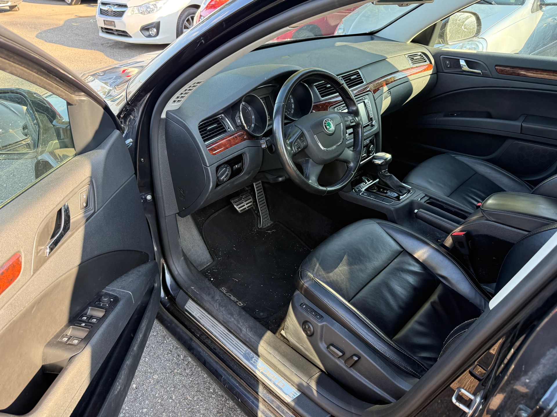 SKODA Superb 3.6 FSI Elegance 4x4 DSG-image-10