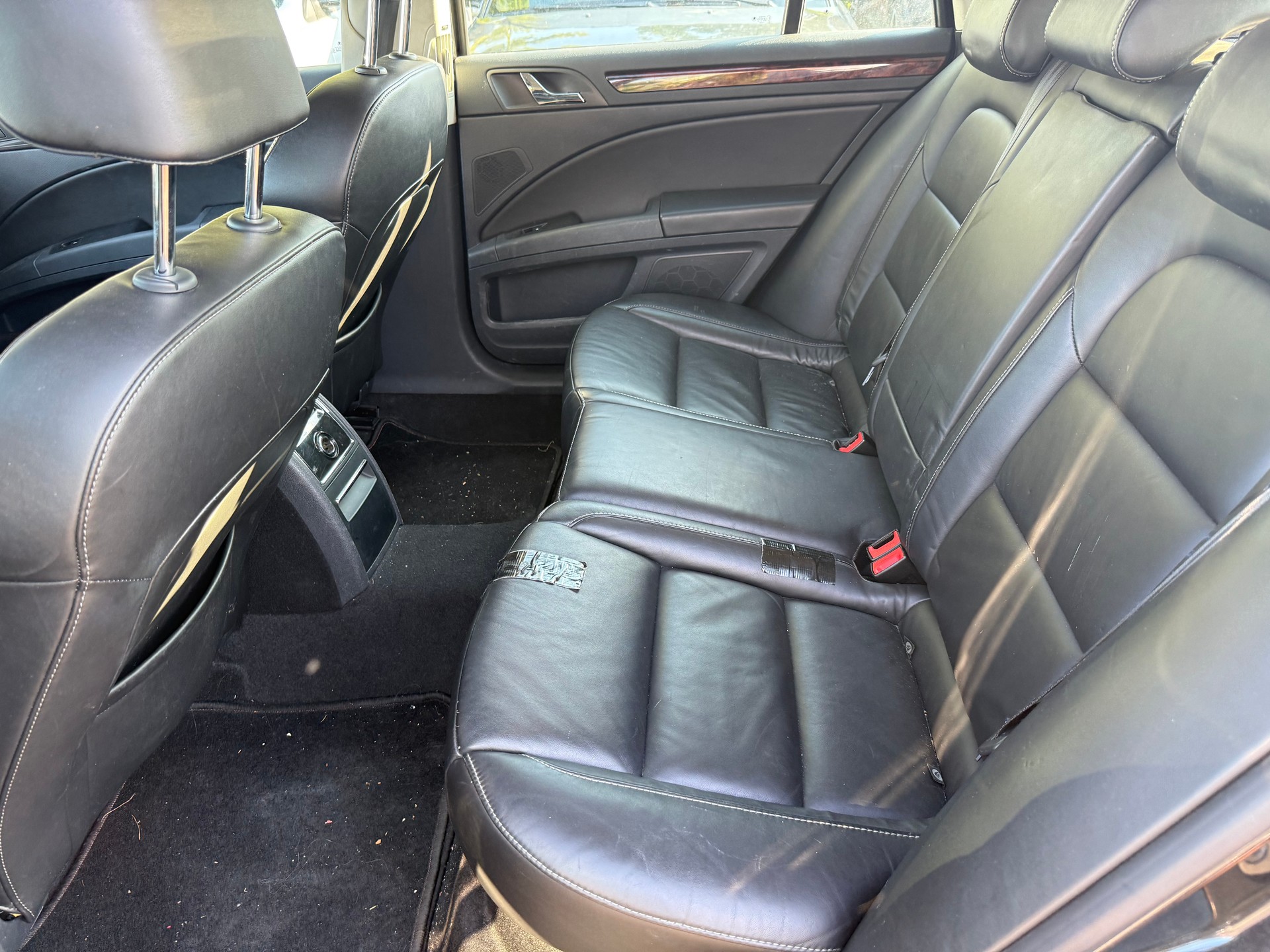 SKODA Superb 3.6 FSI Elegance 4x4 DSG-image-9