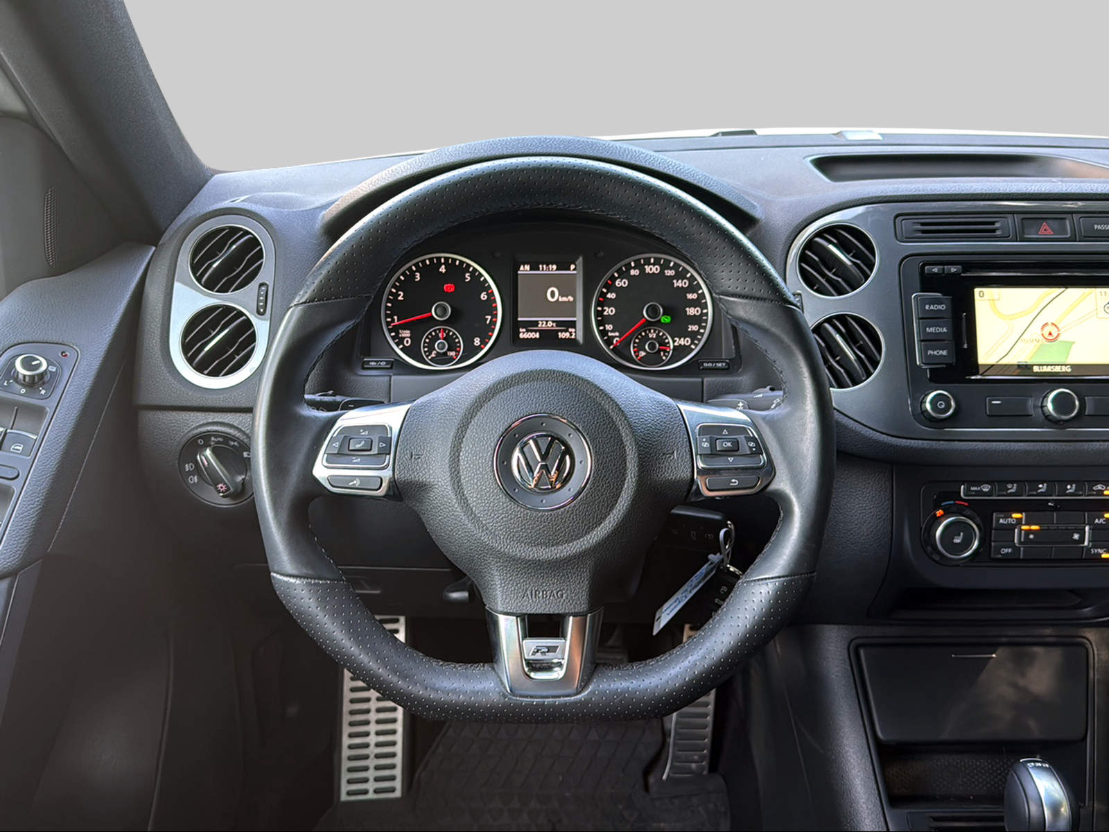 VW Tiguan 2.0 TSI Sport&Style 4Motion DSG-image-9