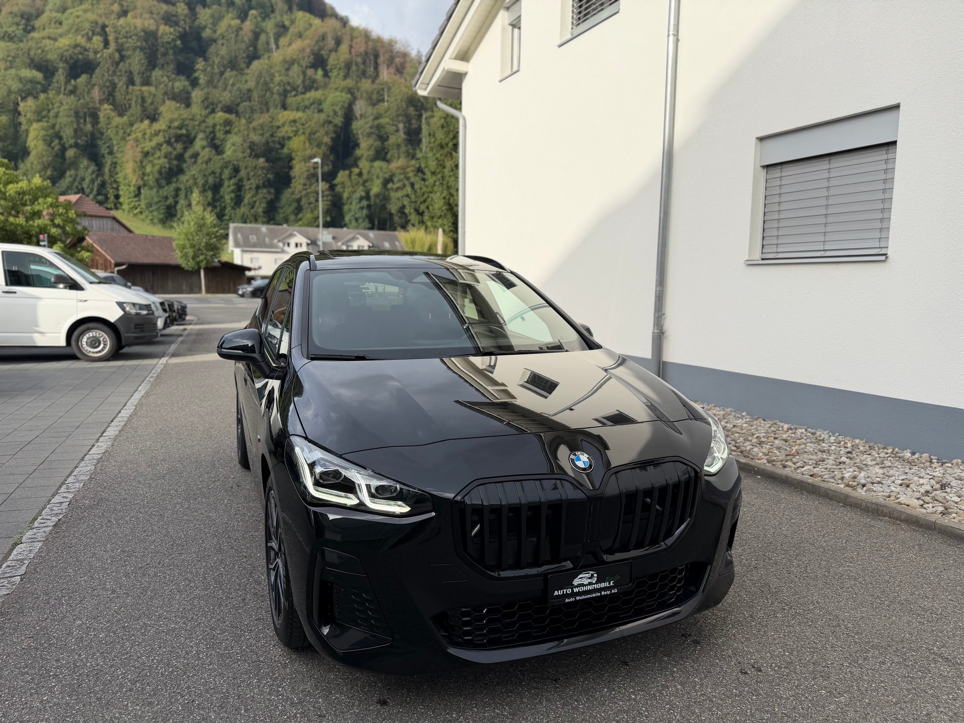 BMW 218d Active Tourer M Sport DKG-image-0