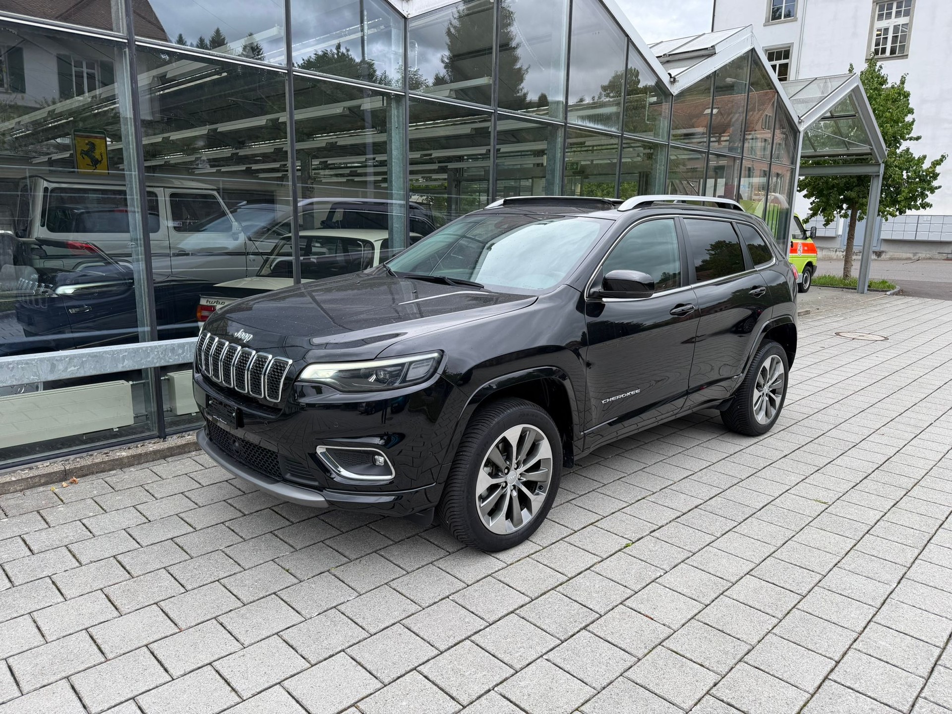 JEEP Cherokee 2.2MJ Overland AWD Drive II 9ATX