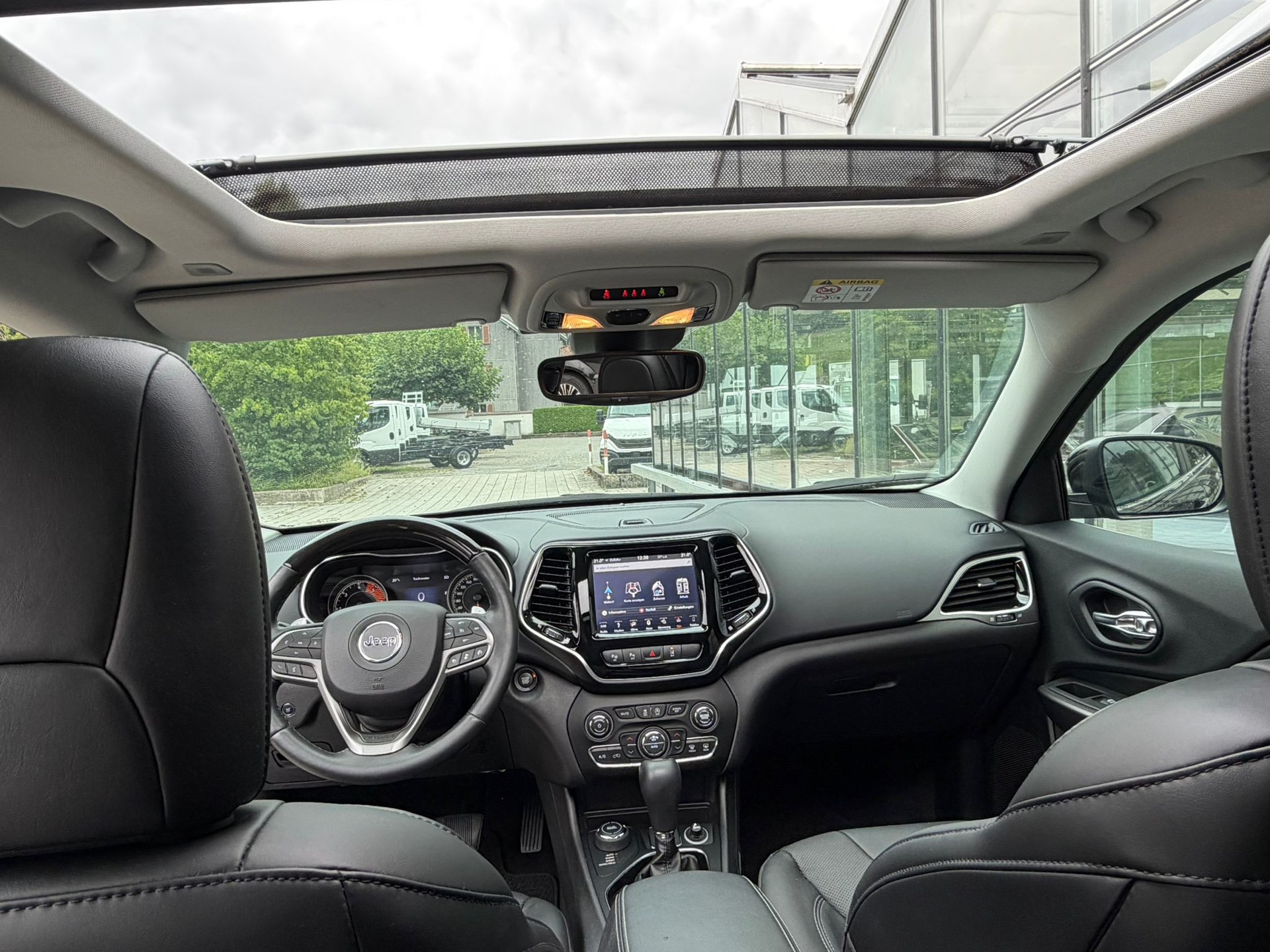 JEEP Cherokee 2.2MJ Overland AWD Drive II 9ATX-image-9