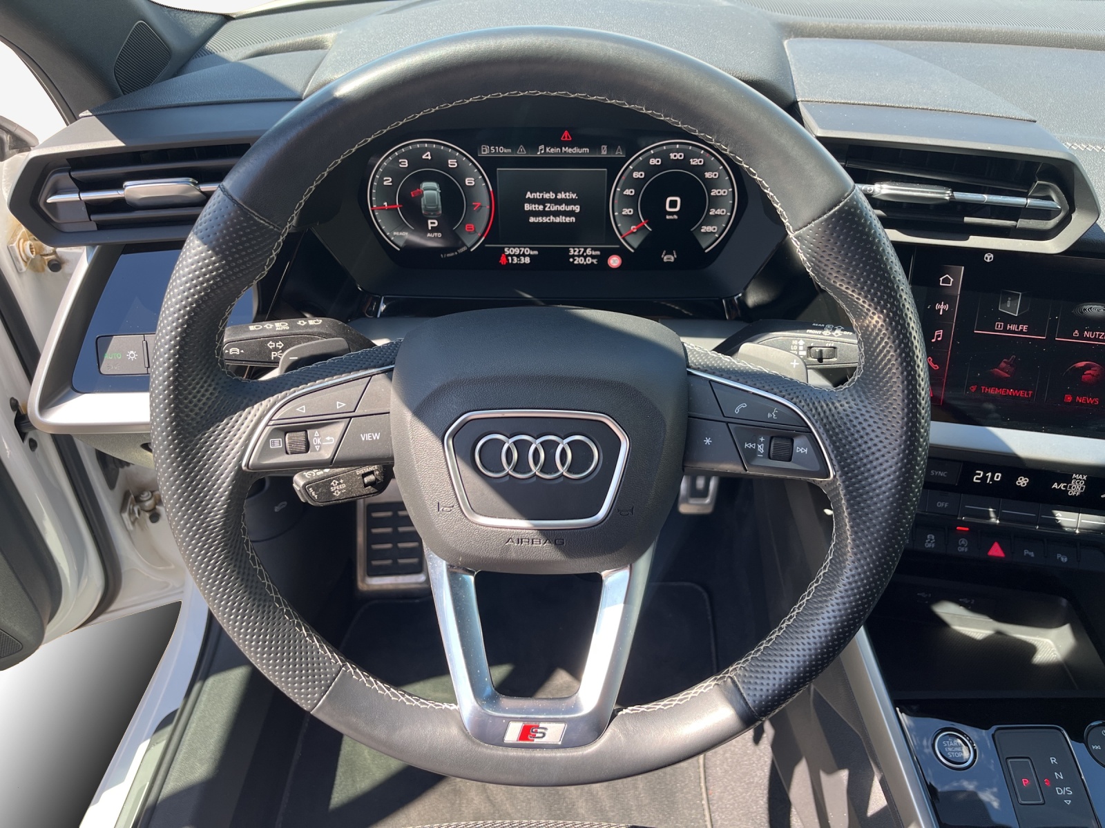 AUDI A3 Sportback 35 TFSI S line Attraction S-tronic-image-9