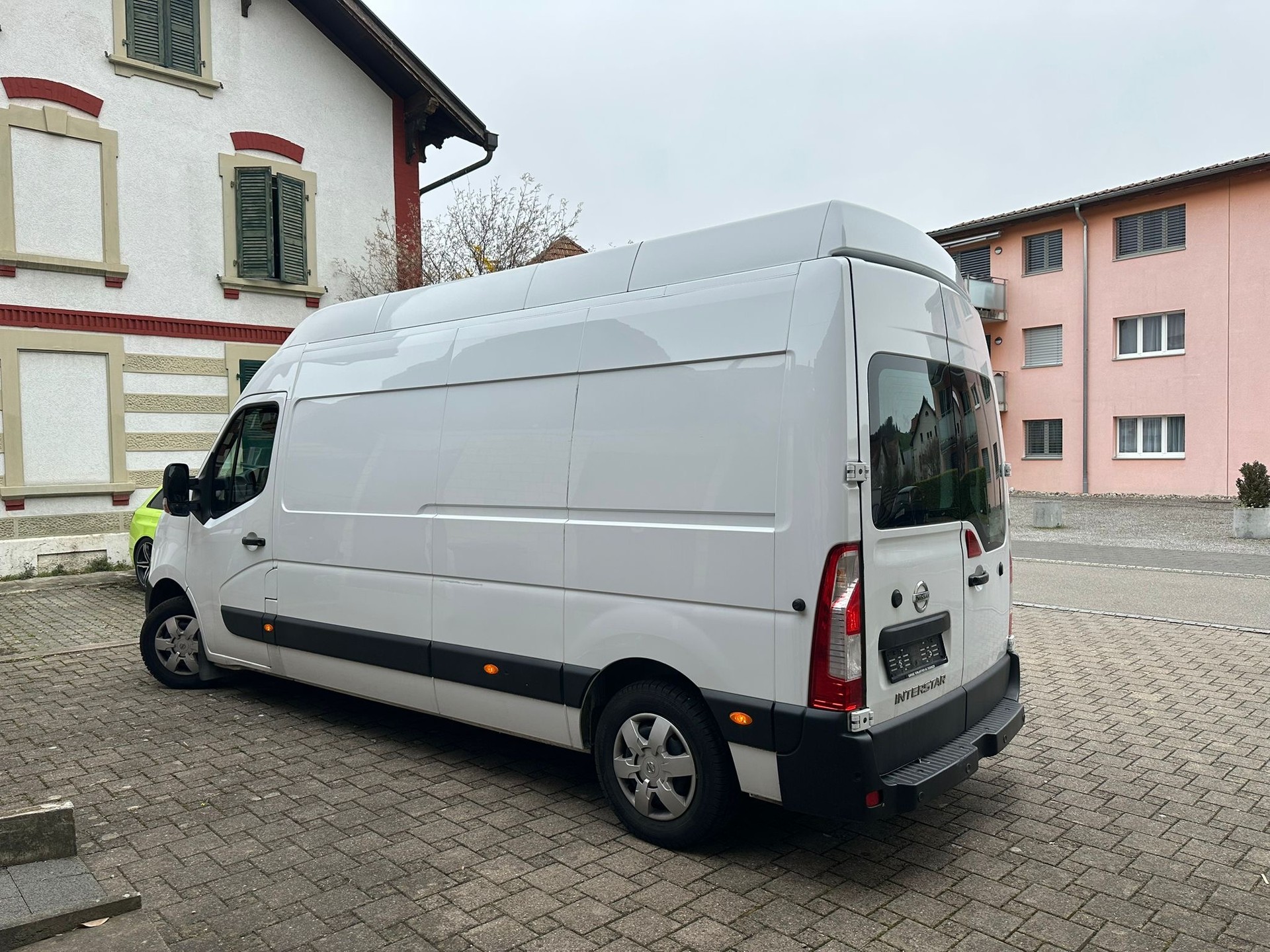 NISSAN INTERSTAR-image-6