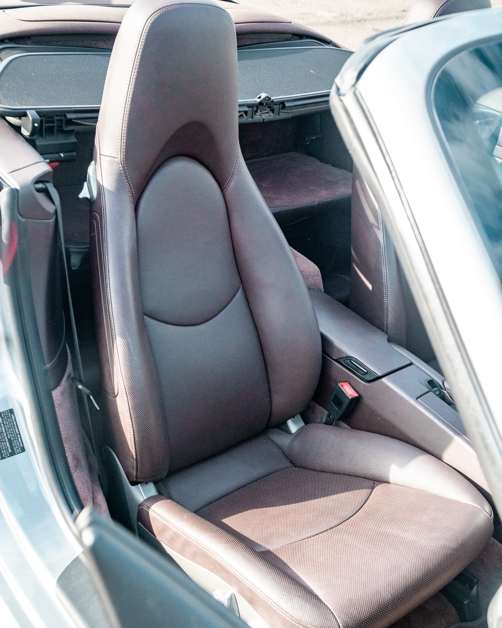 PORSCHE Carrera 4S-image-13