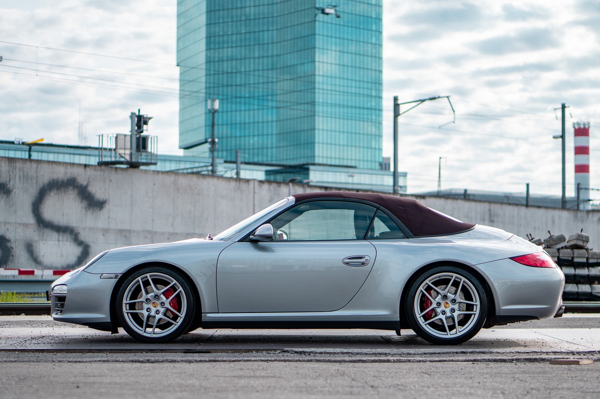 PORSCHE Carrera 4S-image-1