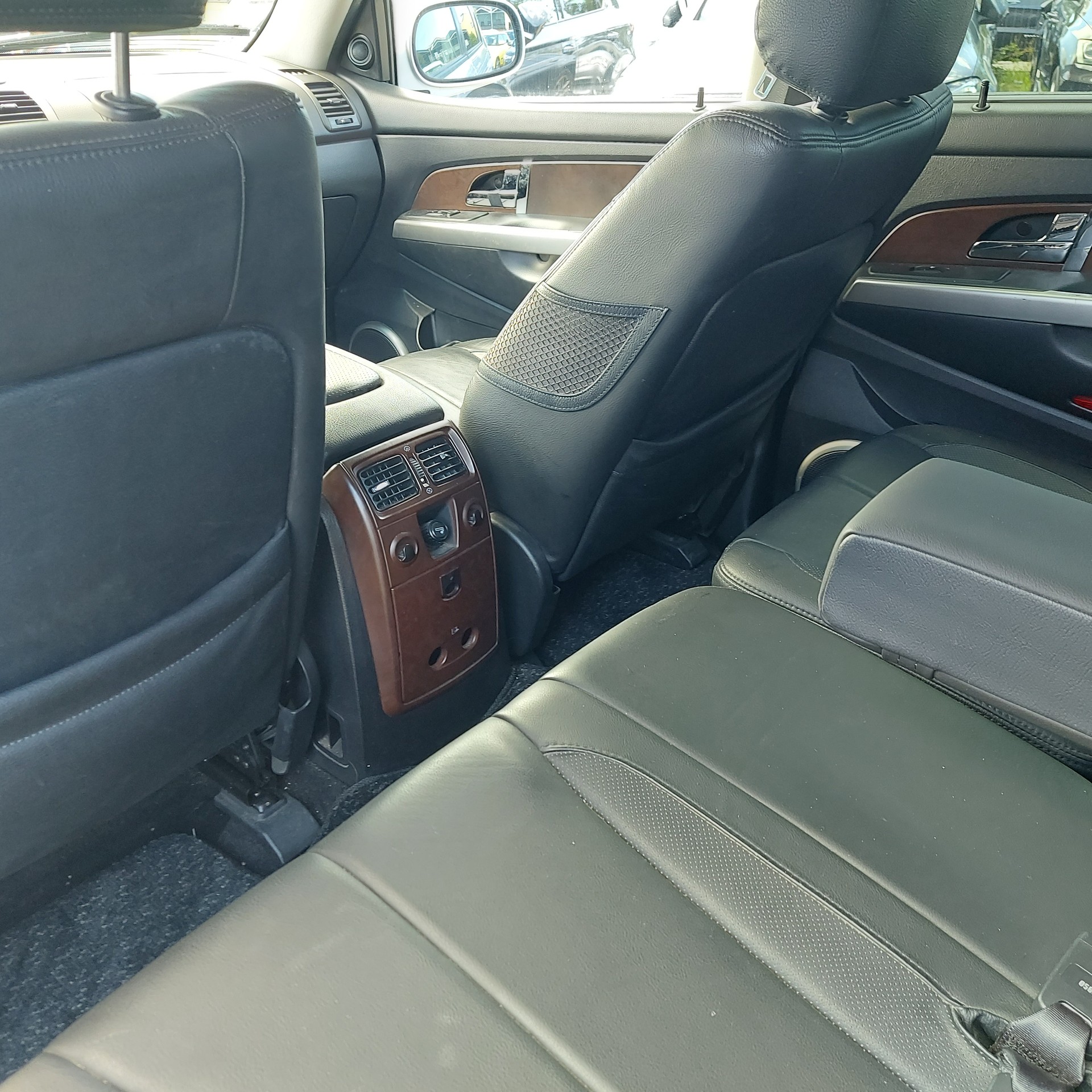 KGM-SsangYong Rexton RX 270 Xdi-image-8