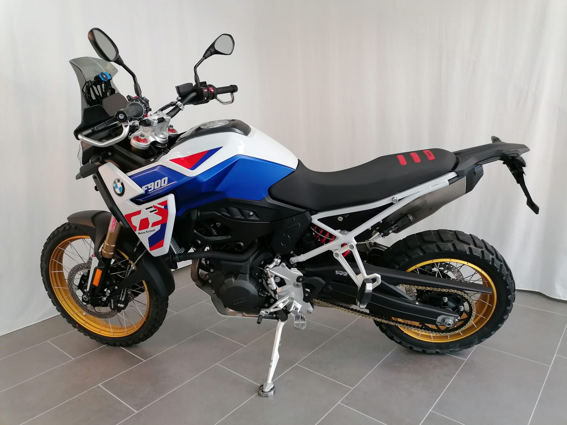 BMW F 900 GS Trophy-showroom-element-3
