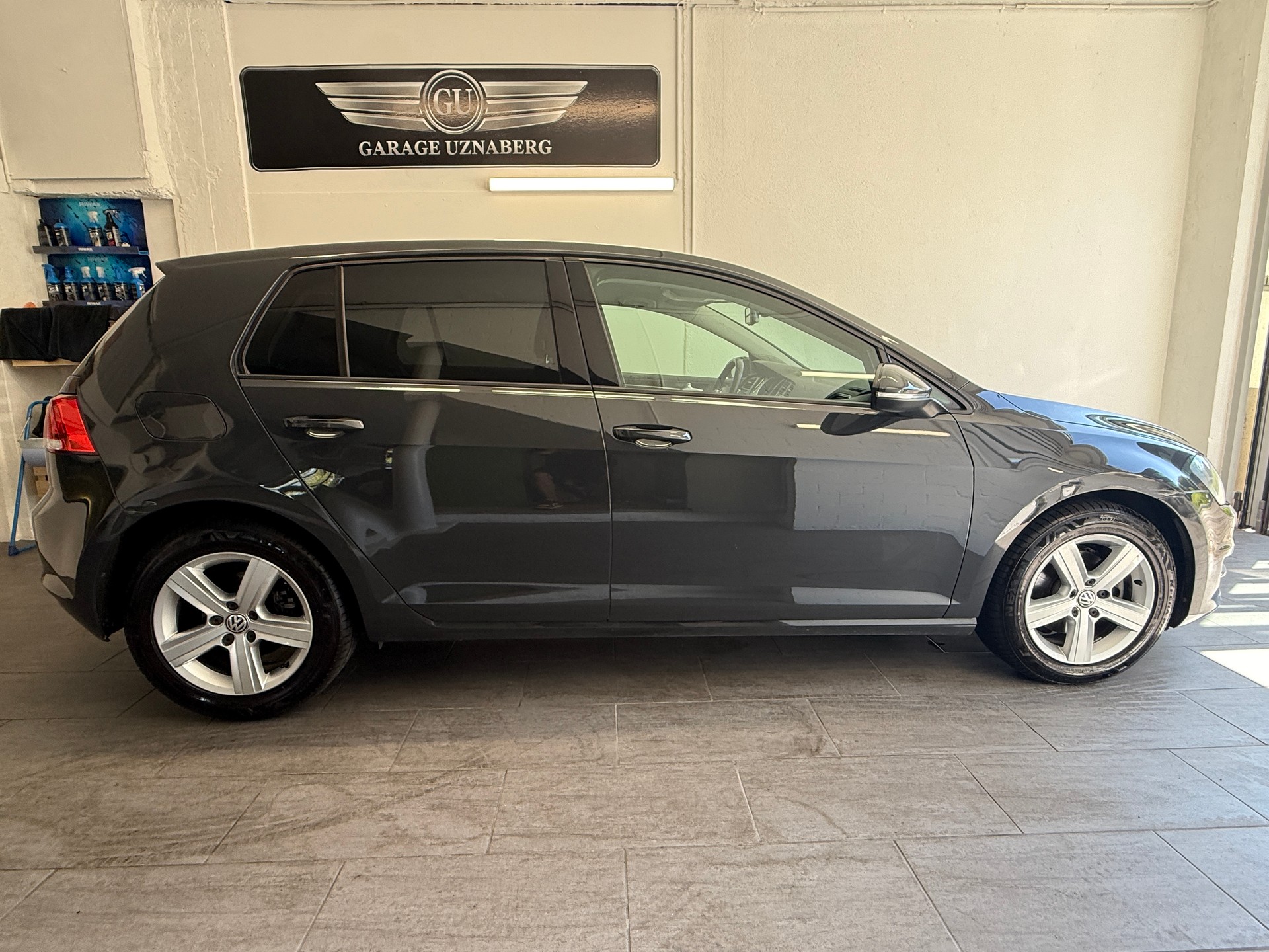 VW Golf 2.0 TDI Highline DSG Rückfahrkamera Ab 240.- pro Monat-image-5