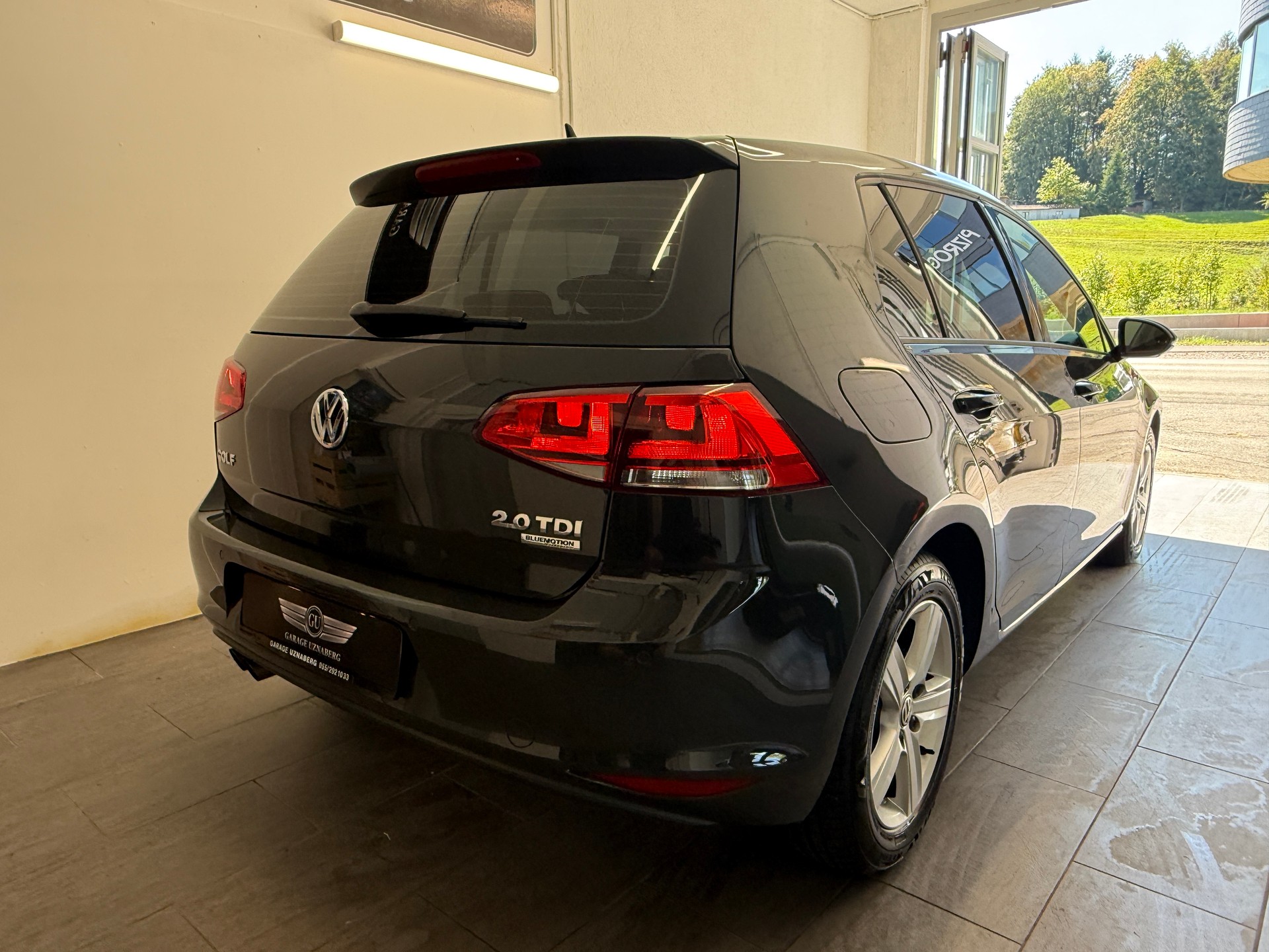 VW Golf 2.0 TDI Highline DSG Rückfahrkamera Ab 240.- pro Monat-image-4