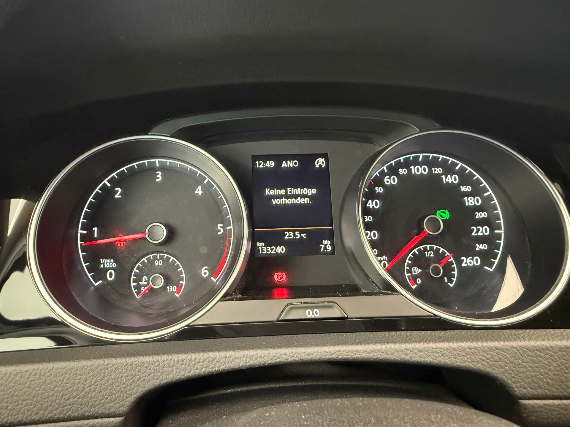 VW Golf 2.0 TDI Highline DSG Rückfahrkamera Ab 240.- pro Monat-image-14