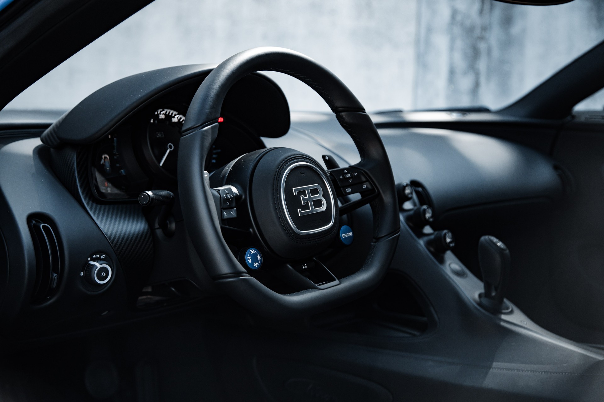 BUGATTI CHIRON-image-15