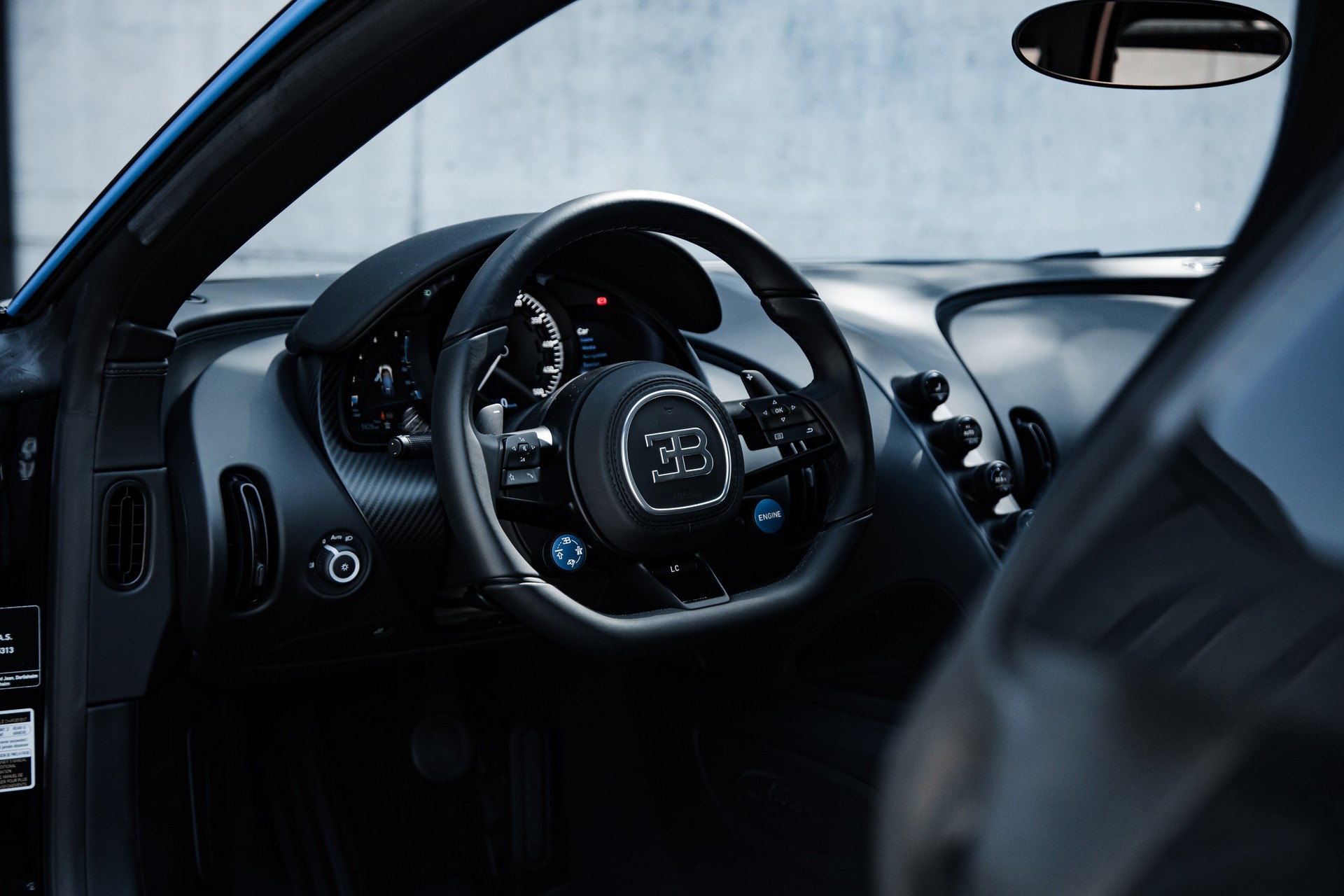 BUGATTI CHIRON-image-14
