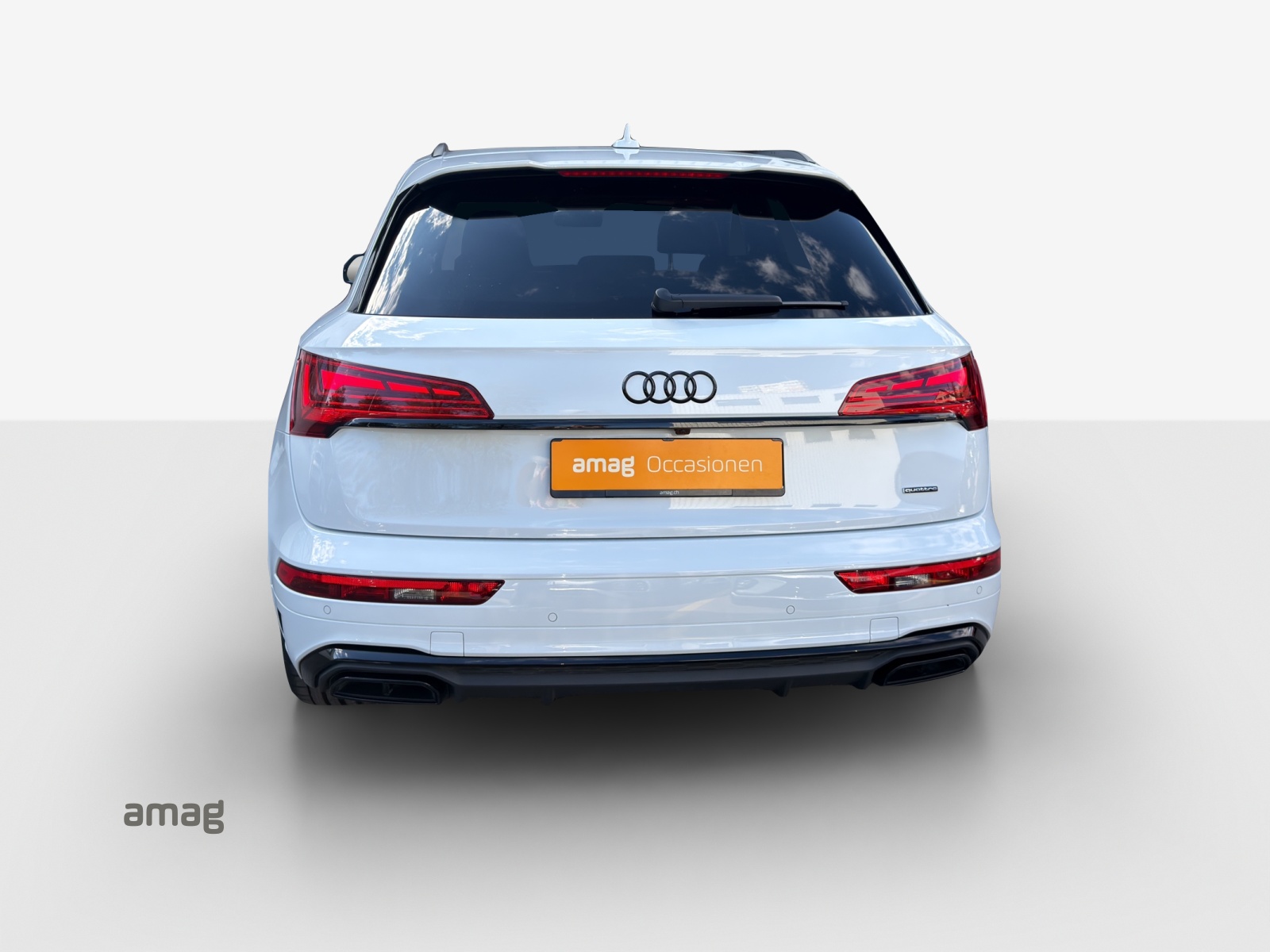 AUDI Q5 40 TDI Black Edition quattro S-tronic-showroom-element-3
