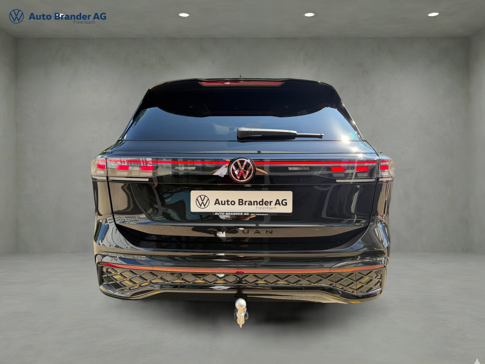 VW Tiguan 2.0 TSI DSG R-Line Plus 4Motion-image-4