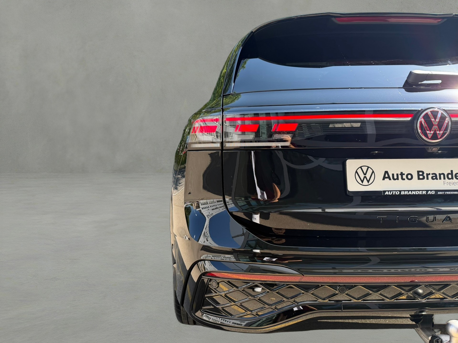 VW Tiguan 2.0 TSI DSG R-Line Plus 4Motion-image-29