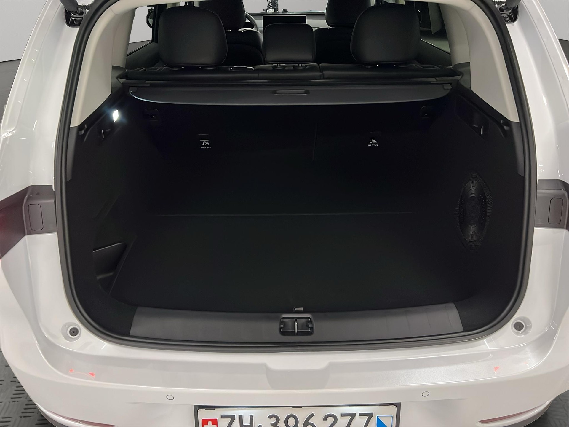LEAPMOTOR C10 Design AWD-image-4