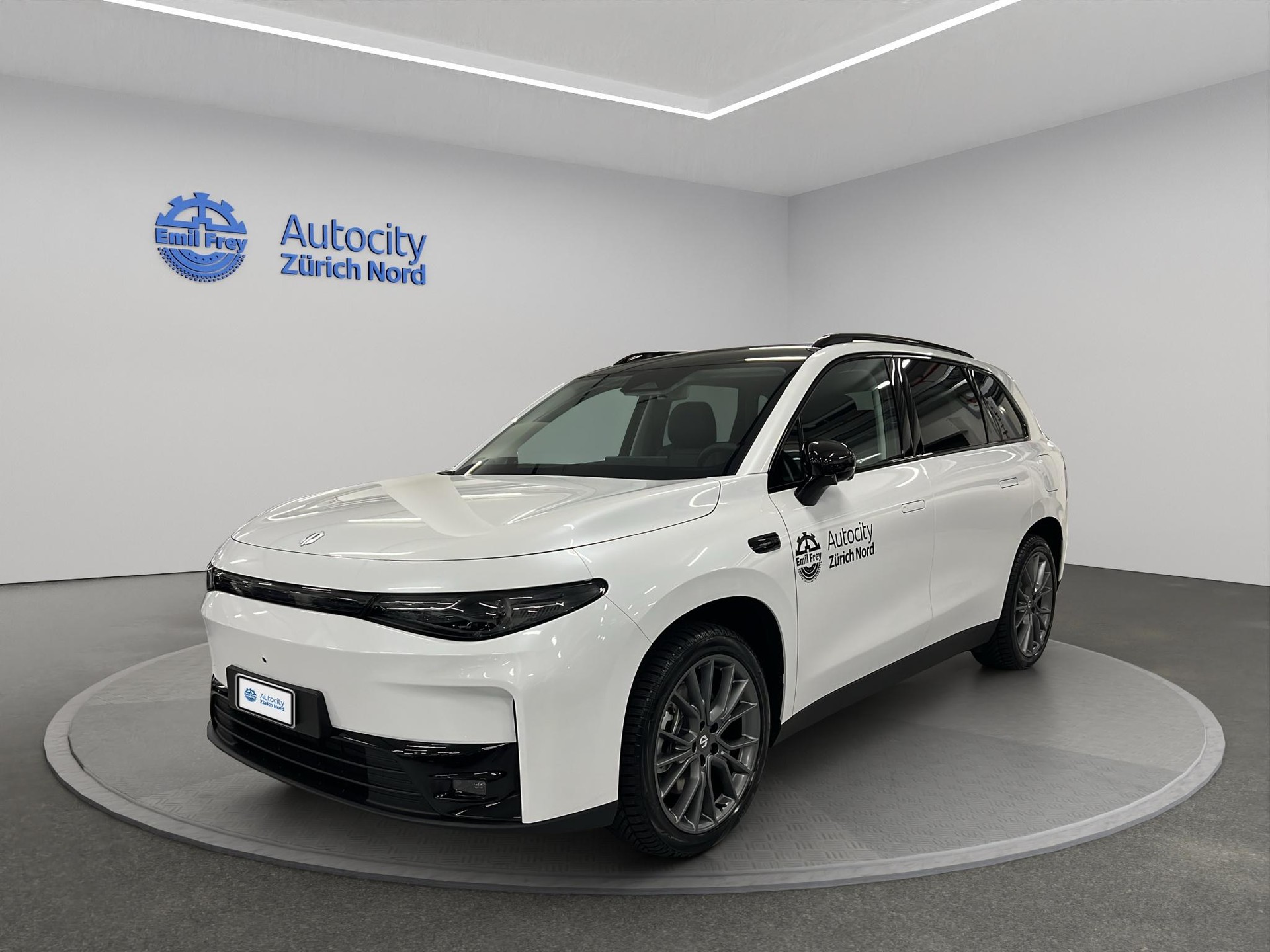 LEAPMOTOR C10 Design AWD-image-0