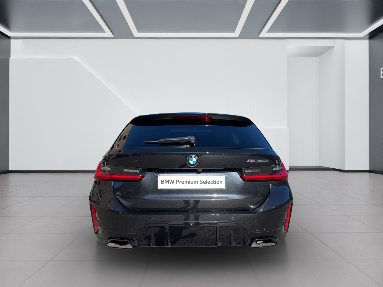 BMW M340i xDrive Touring-image-2