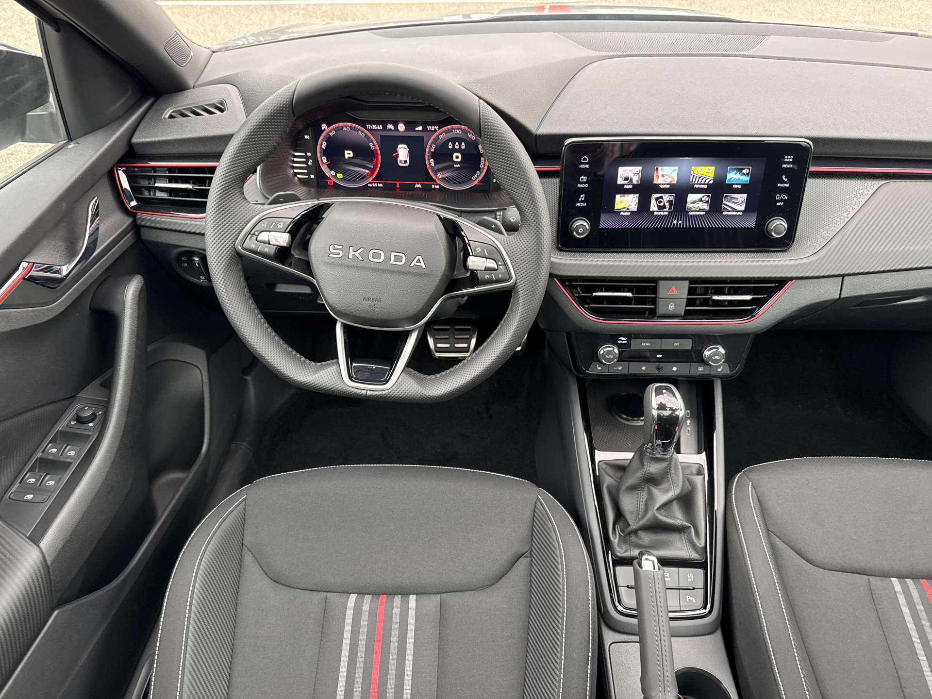 SKODA Scala 1.5 TSi Monte Carlo DSG-Automat-image-4