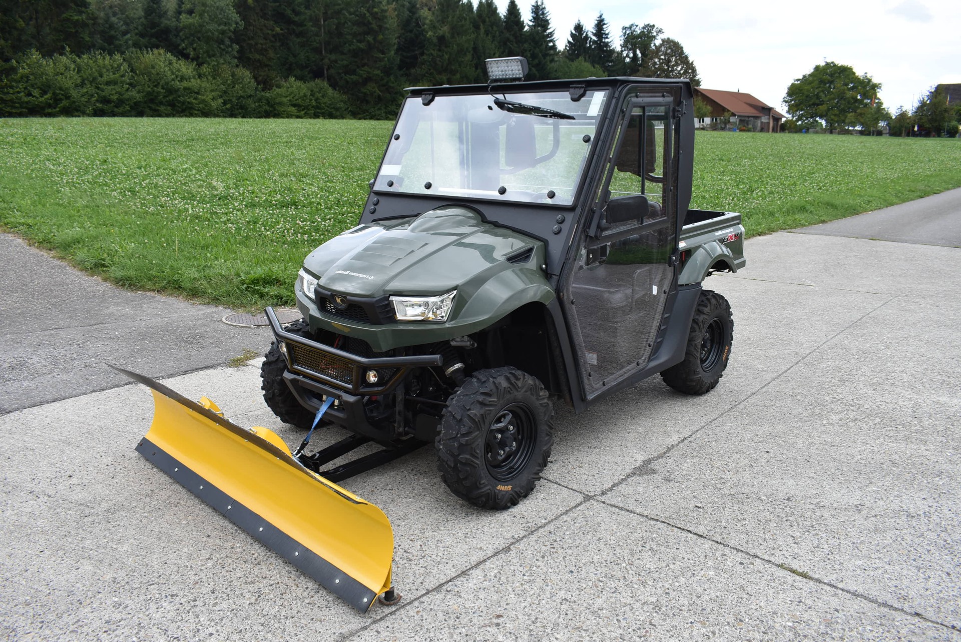 KYMCO UXV 700 i-showroom-element-2