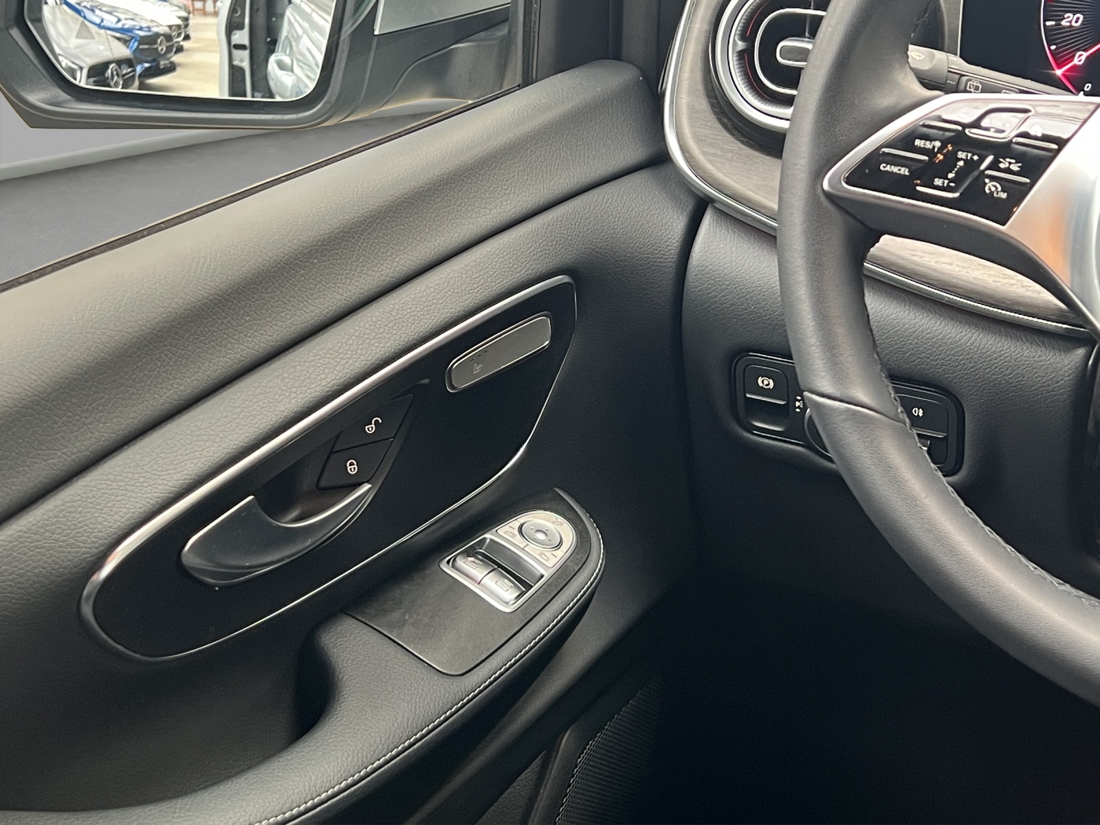 MERCEDES-BENZ V 250 d lang Avantgarde 4Matic G-Tronic-image-12