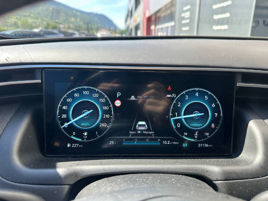 HYUNDAI Tucson 1.6 T-GDi Amplia 4WD (CH)-image-12