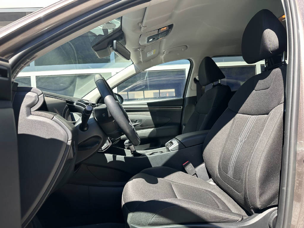 HYUNDAI Tucson 1.6 T-GDi Amplia 4WD (CH)-image-6