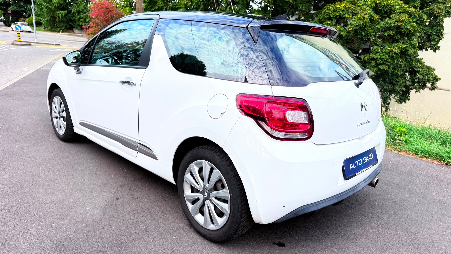 DS AUTOMOBILES DS3 1.2 VTi Chic-image-5