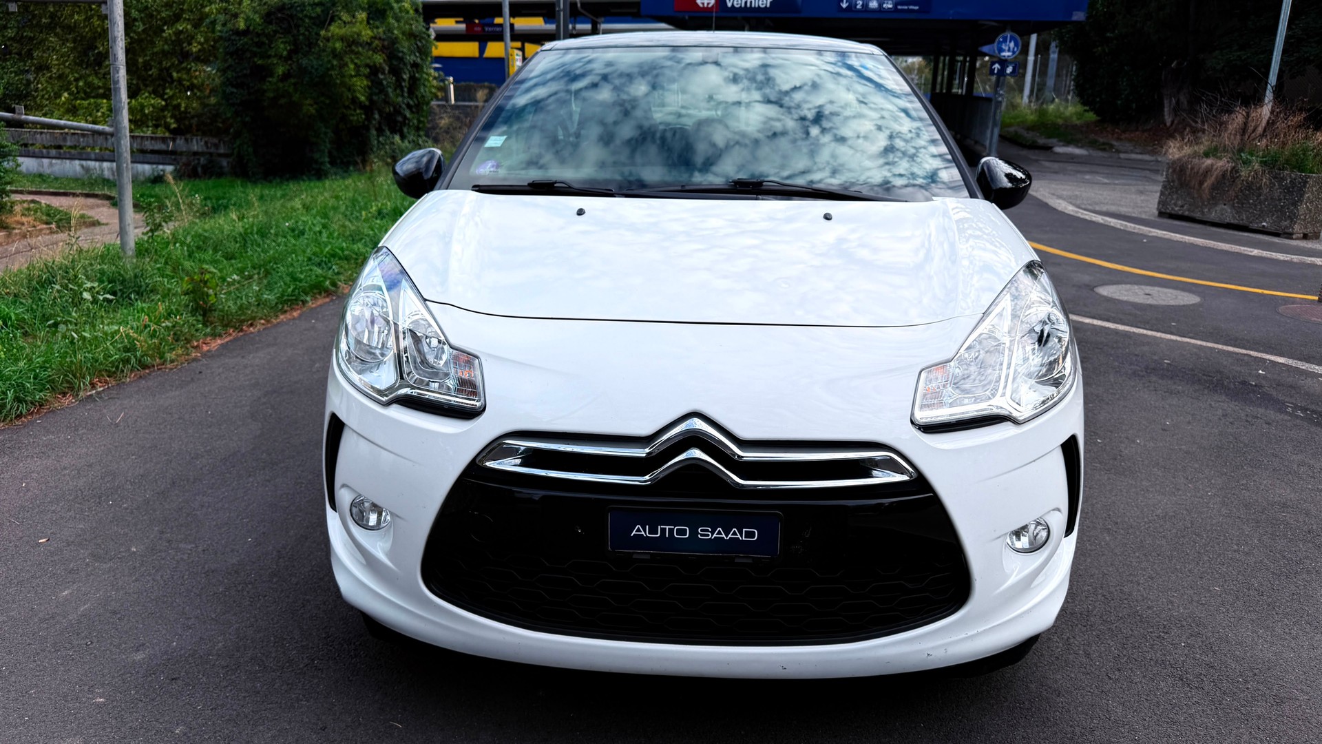DS AUTOMOBILES DS3 1.2 VTi Chic-image-0