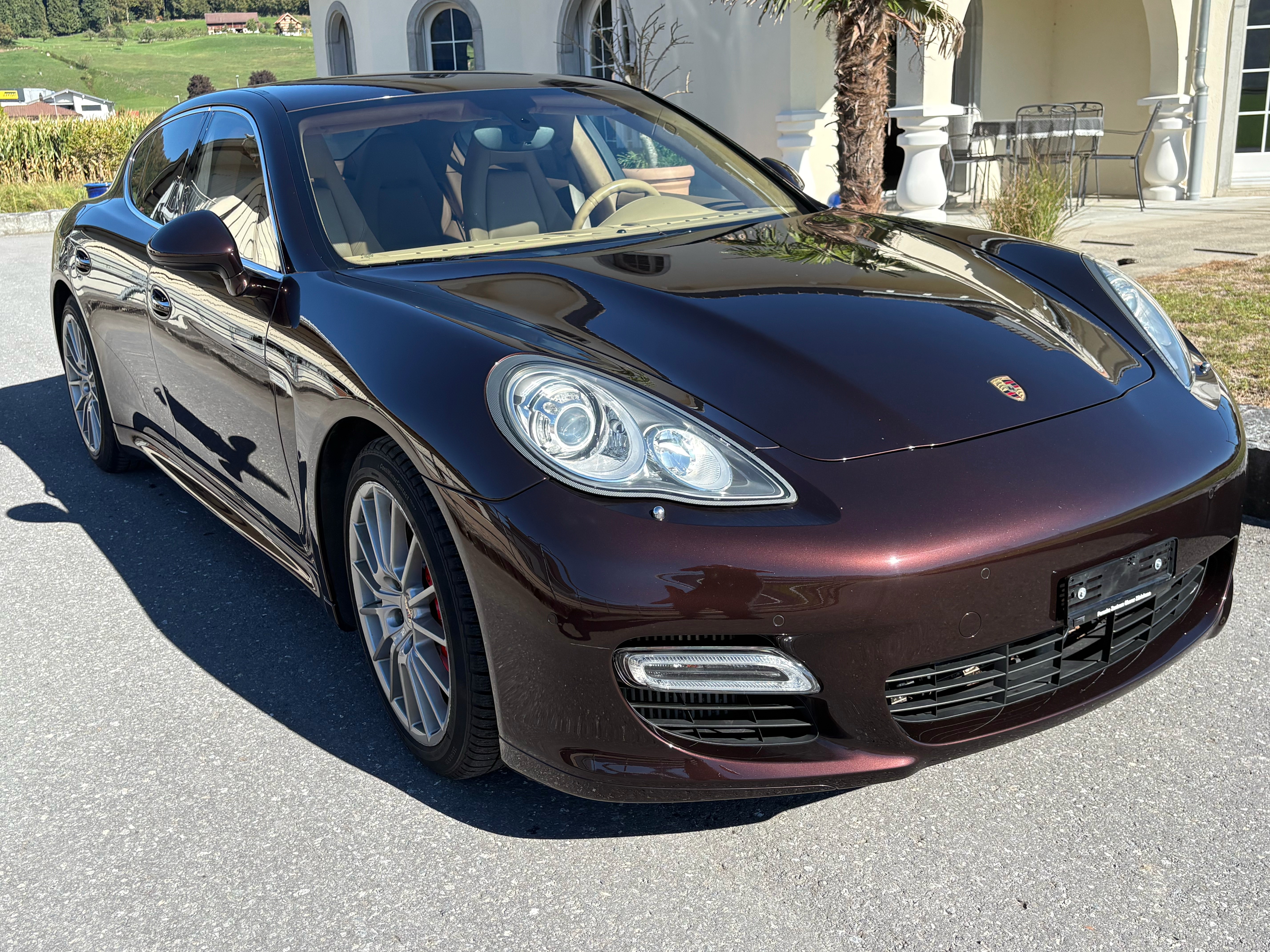 Car photo