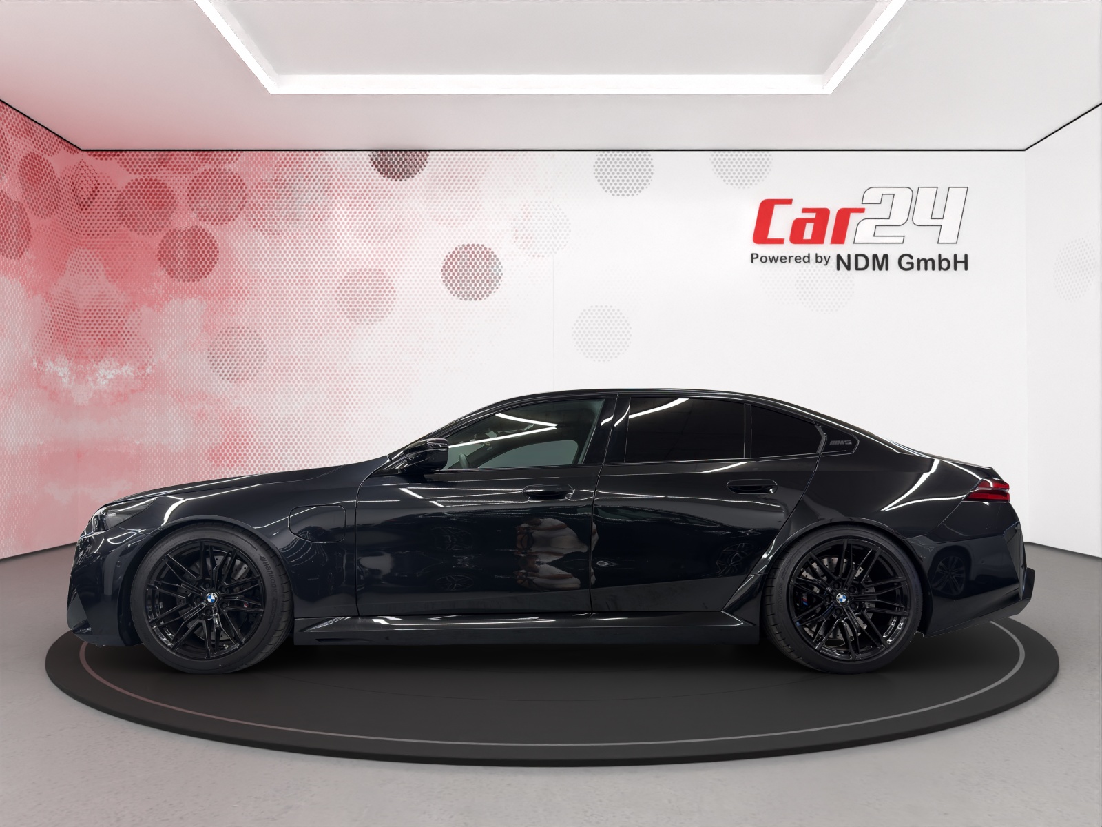 BMW M5 xDrive-image-7