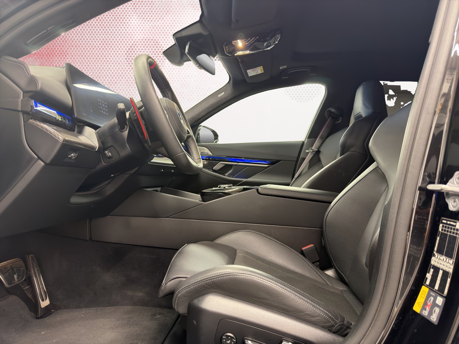 BMW M5 xDrive-image-9