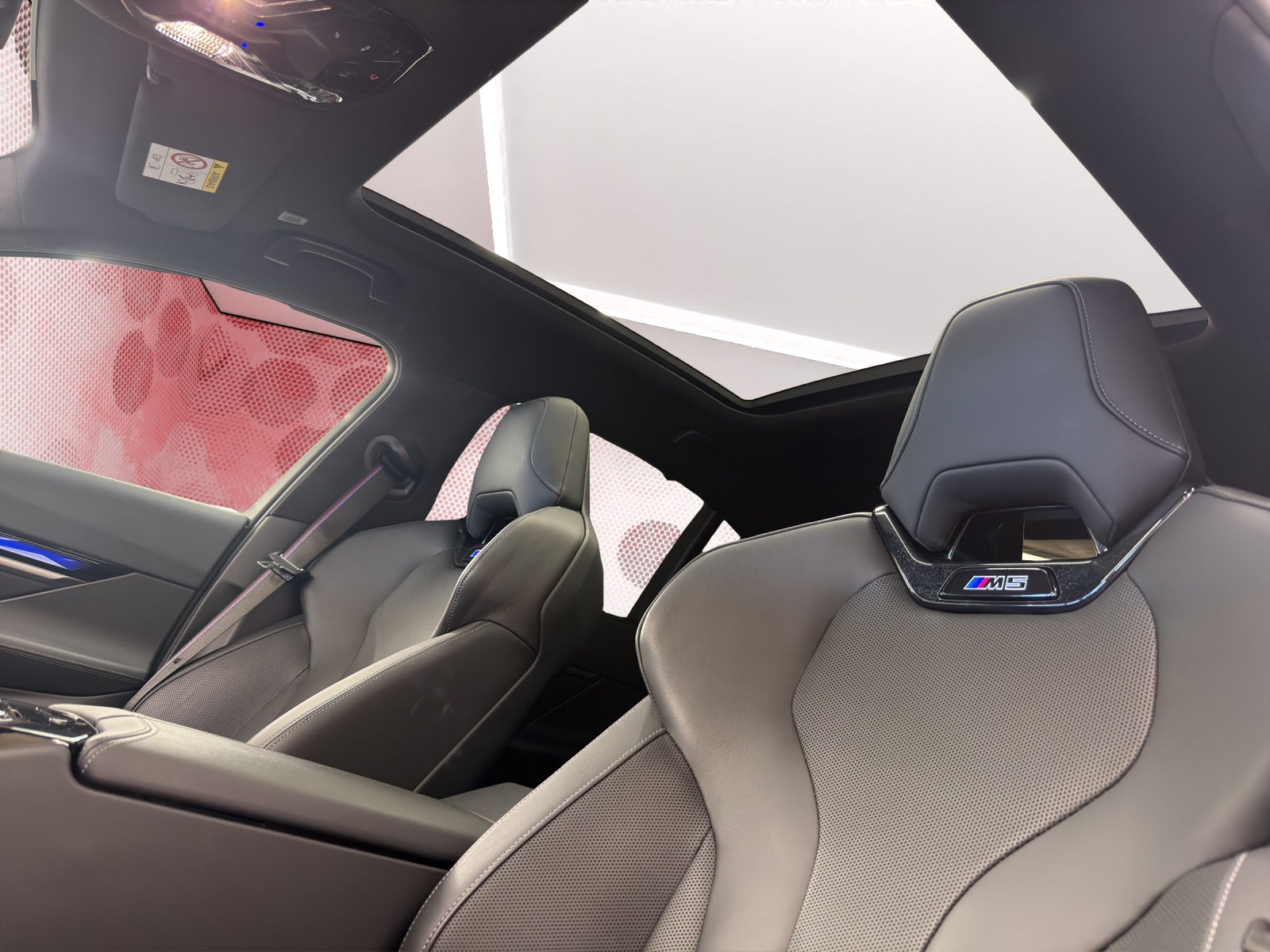BMW M5 xDrive-image-12
