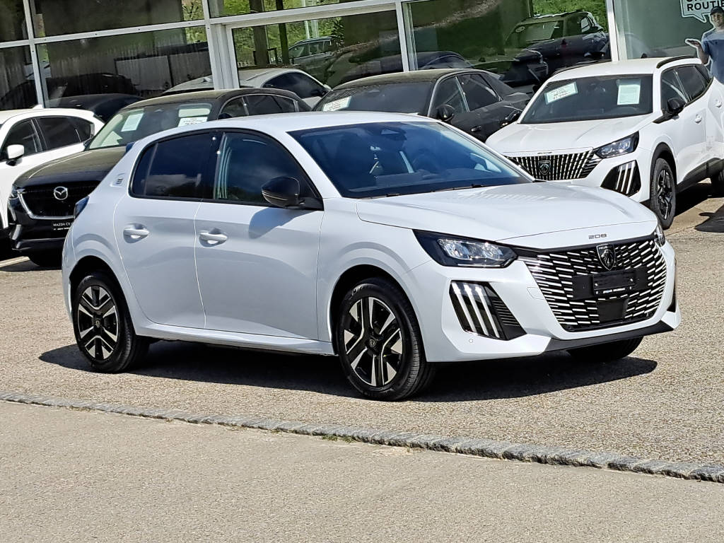 PEUGEOT 208 e-Allure 136cv-image-3